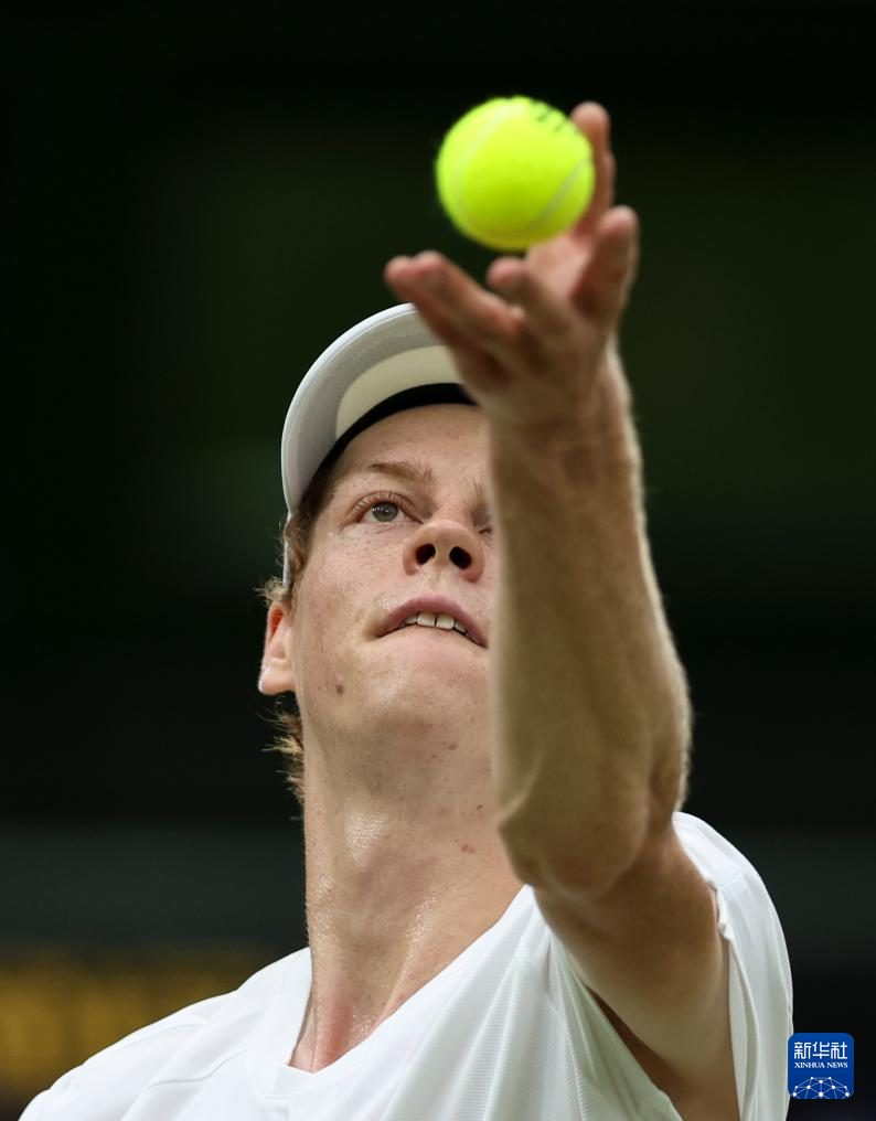 更是向此前 更是向此前