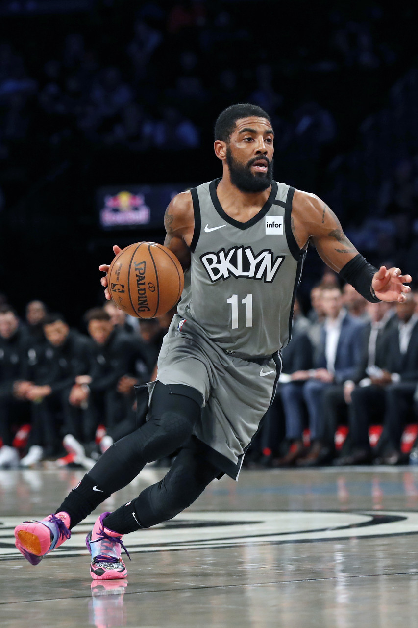 陷入低谷的 陷入低谷的